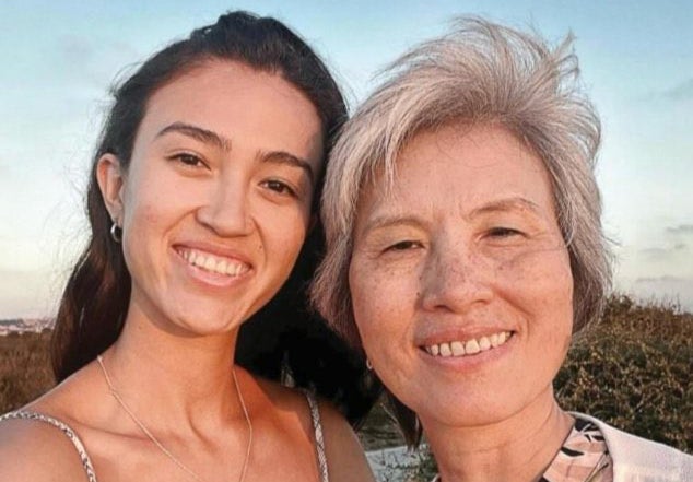 Dostupna majčina pronađena, otkrila je Leora, umrla je mjesec dana nakon puštanja kćeri nakon tumora na mozgu